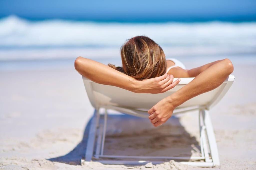 Appartement Pour 3 Personnes Sur La Plage Les Pieds Dans Leau Plonevez-Porzay ภายนอก รูปภาพ