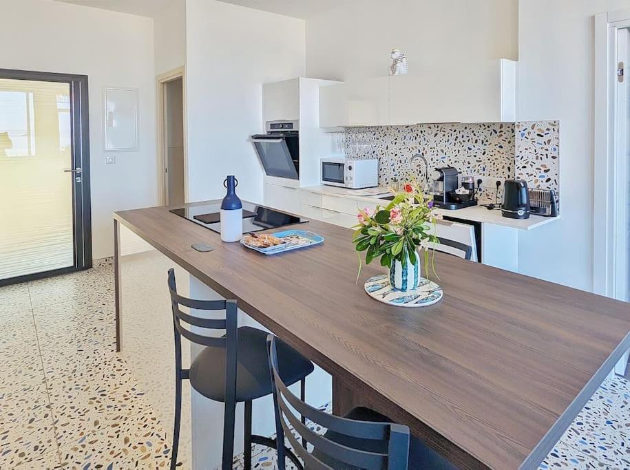 Appartement Pour 3 Personnes Sur La Plage Les Pieds Dans Leau Plonevez-Porzay ภายนอก รูปภาพ